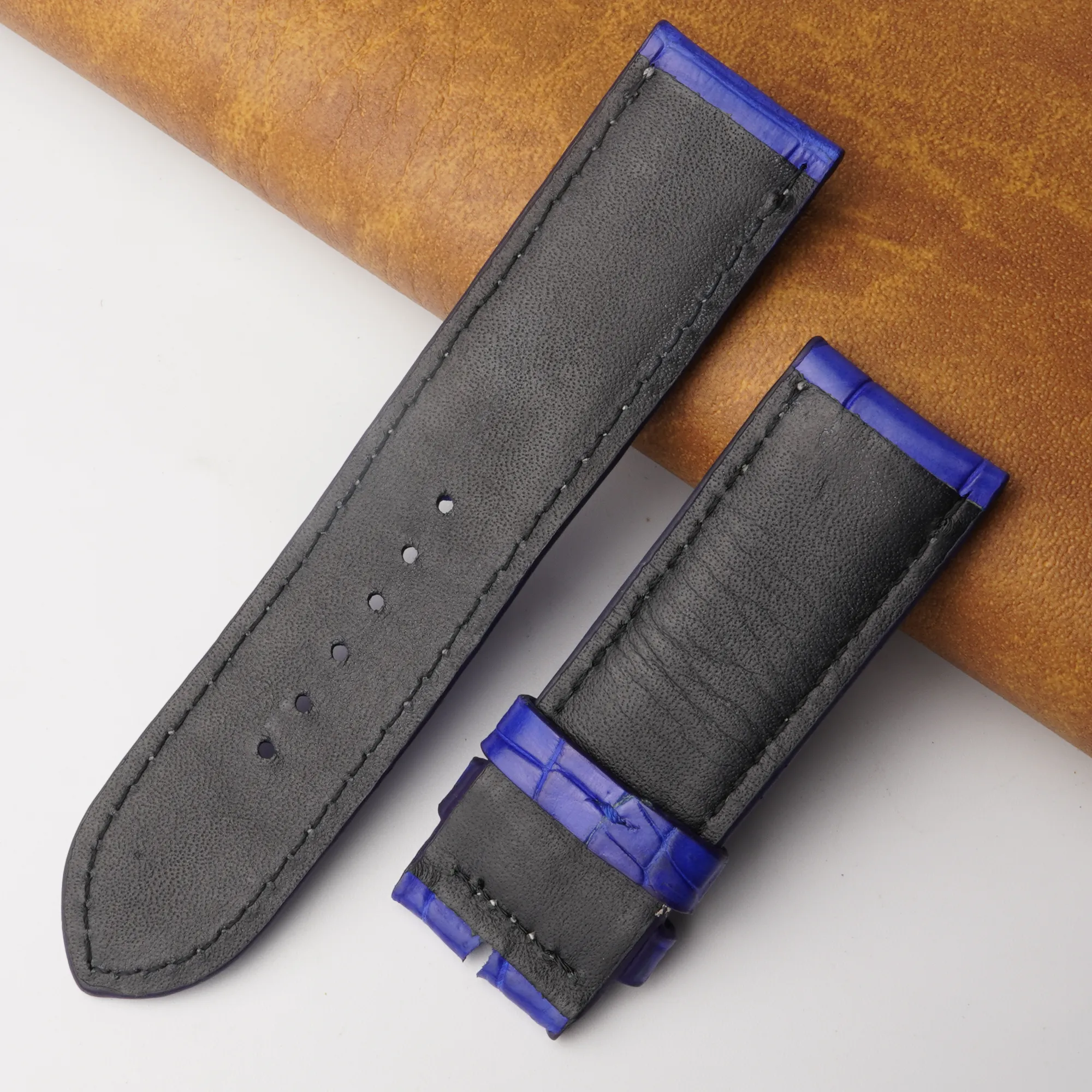 24mm Blue Unique Pattern Alligator Leather Watch Band For Men DH-159B