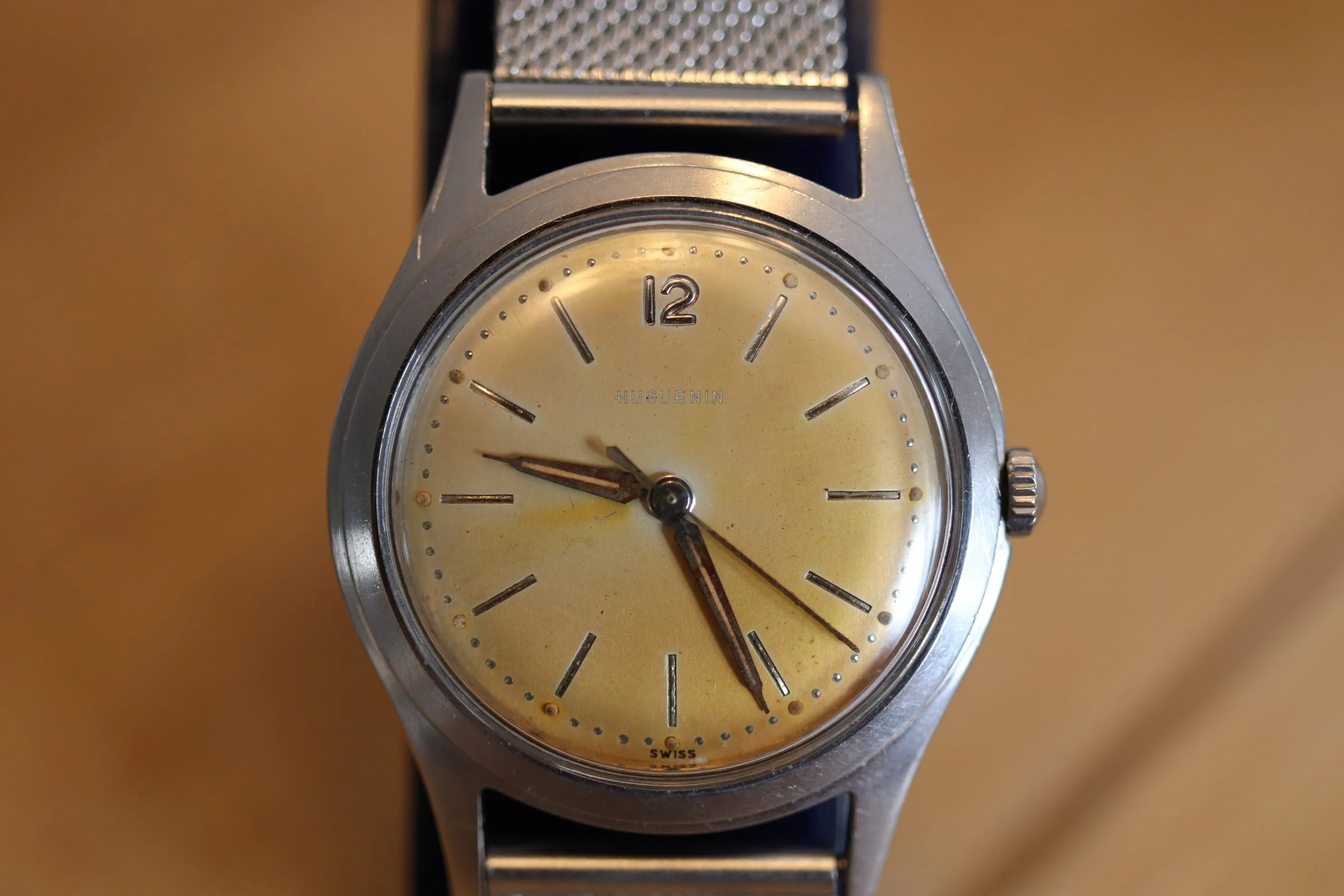Beautiful tropical Huguenin 17j Manual watch Working well