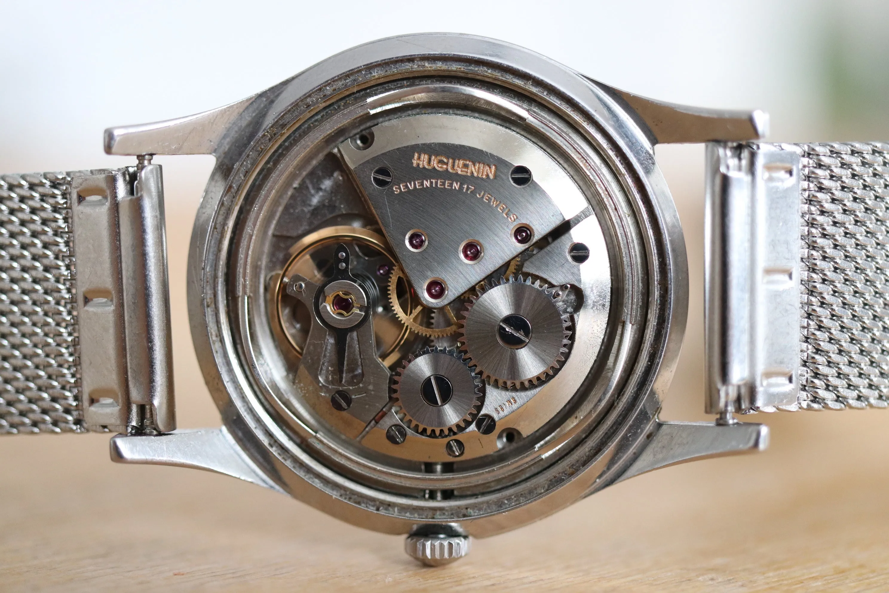 Beautiful tropical Huguenin 17j Manual watch Working well
