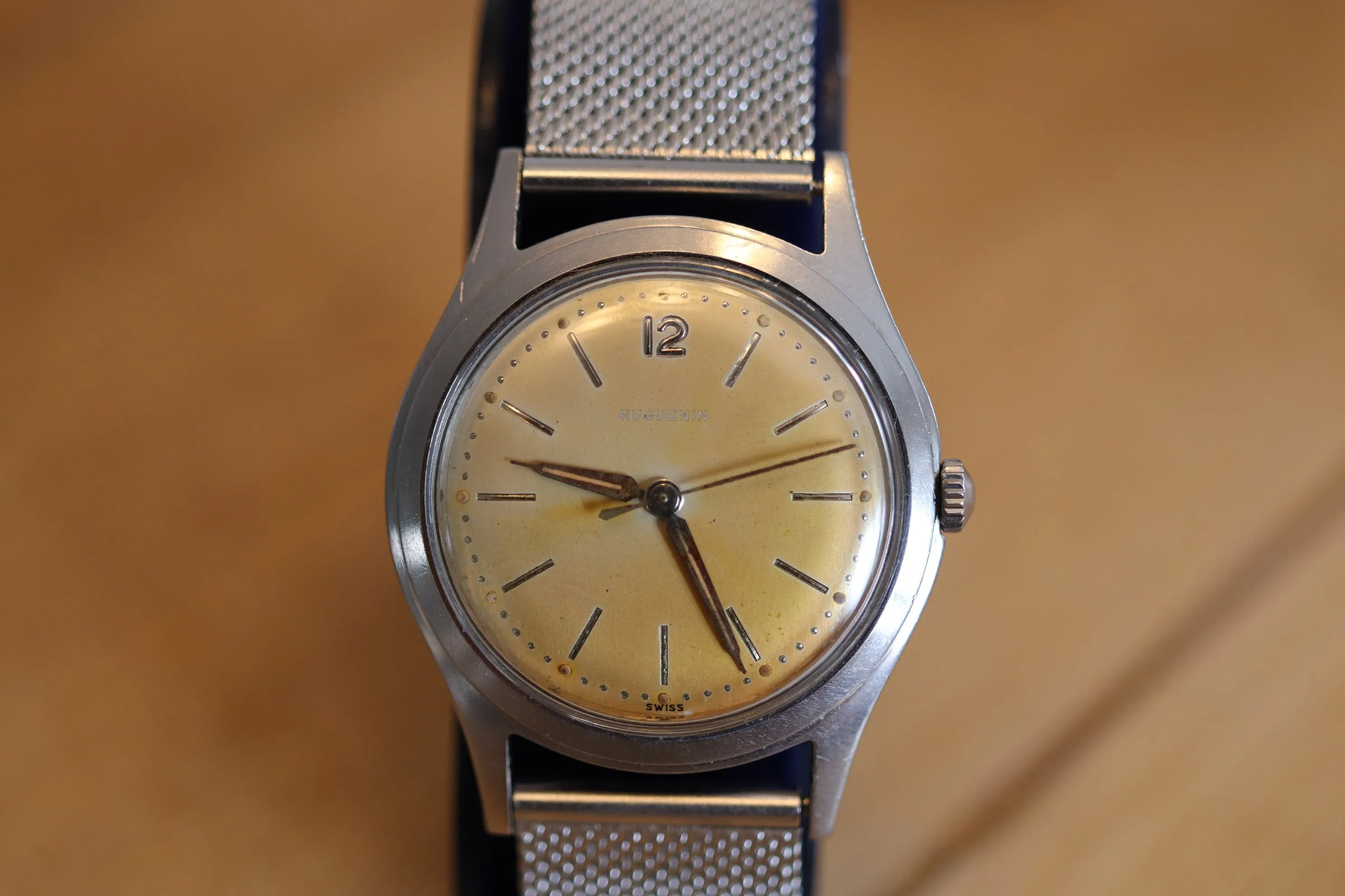 Beautiful tropical Huguenin 17j Manual watch Working well
