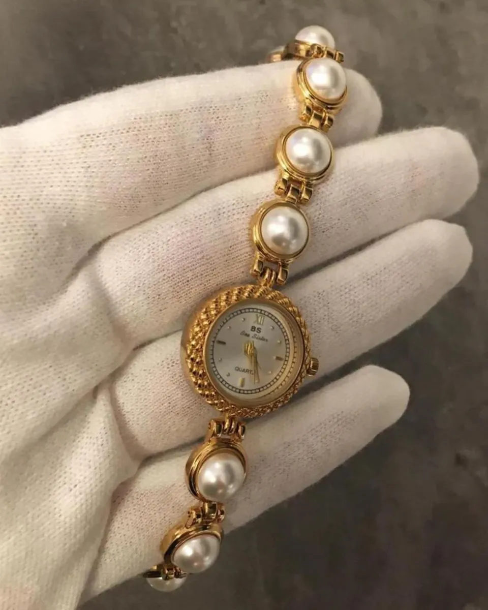 Bellora – Gold-toned finish – Vintage watch