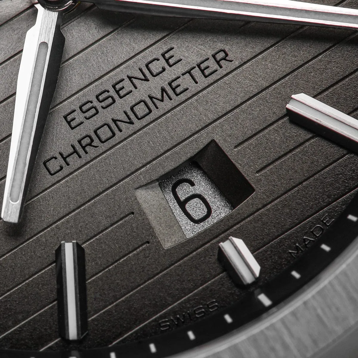 FORMEX Essence 43 Automatic Chronometer - Dégradé Grey