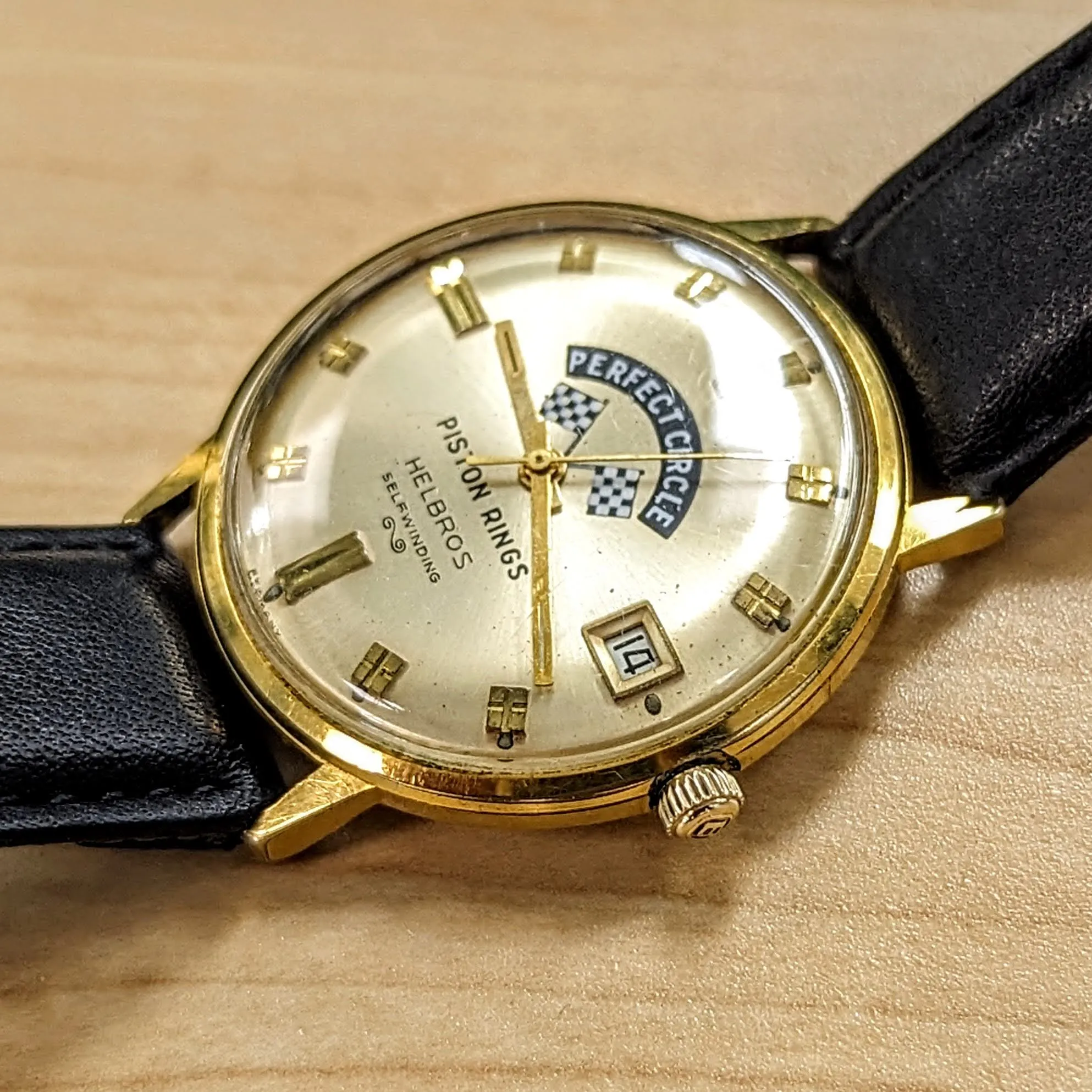HELBROS Selfwinding Watch Date Indicator - Perfect Circle Piston Rings Wristwatch
