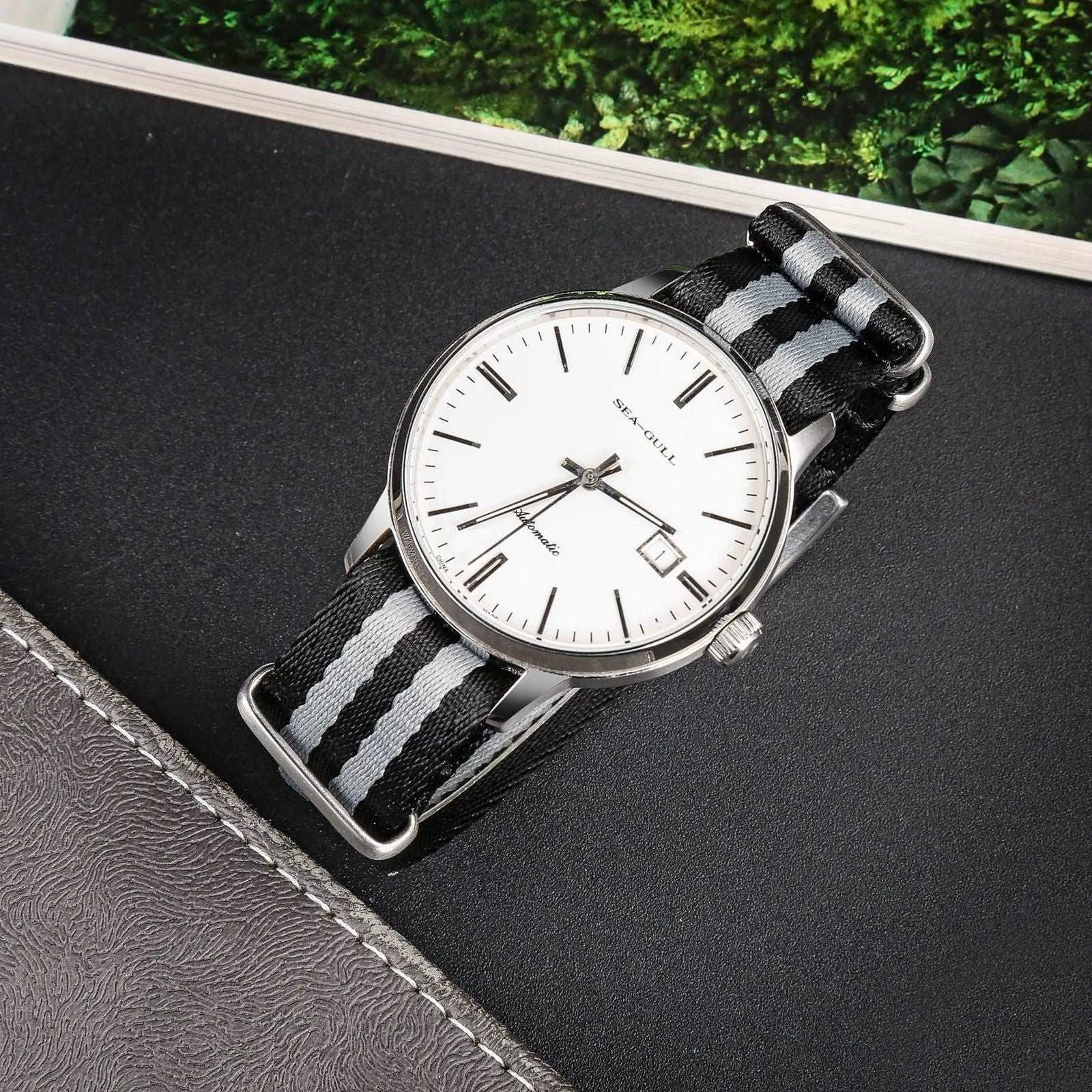 Hemsut Retro Seamaster Replacement Straps