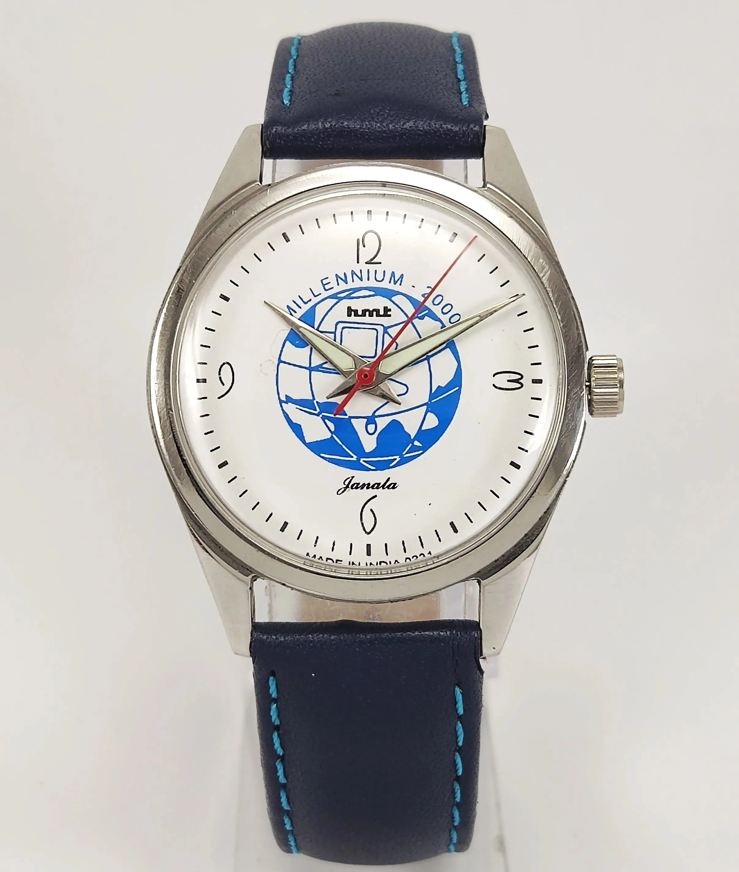 HMT Janata Millennium 2000 Para Shock 17 Jewels White Dial Mechanical Hand winding Men's Wrist Watch
