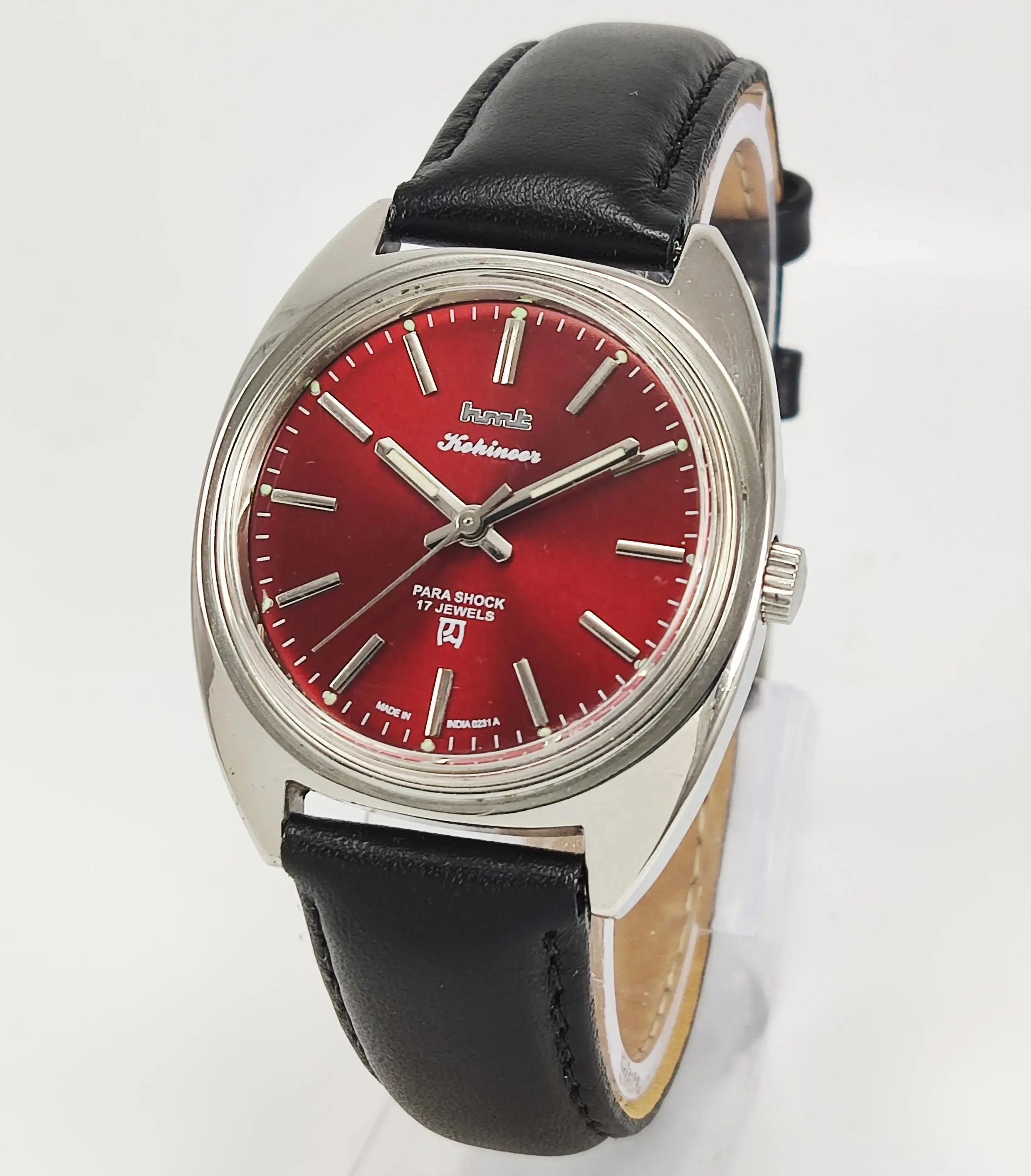 HMT Kohinoor Para Shock 17 Jewels Maroon Red Dial Mechanical Hand winding Men's Wrist Watch
