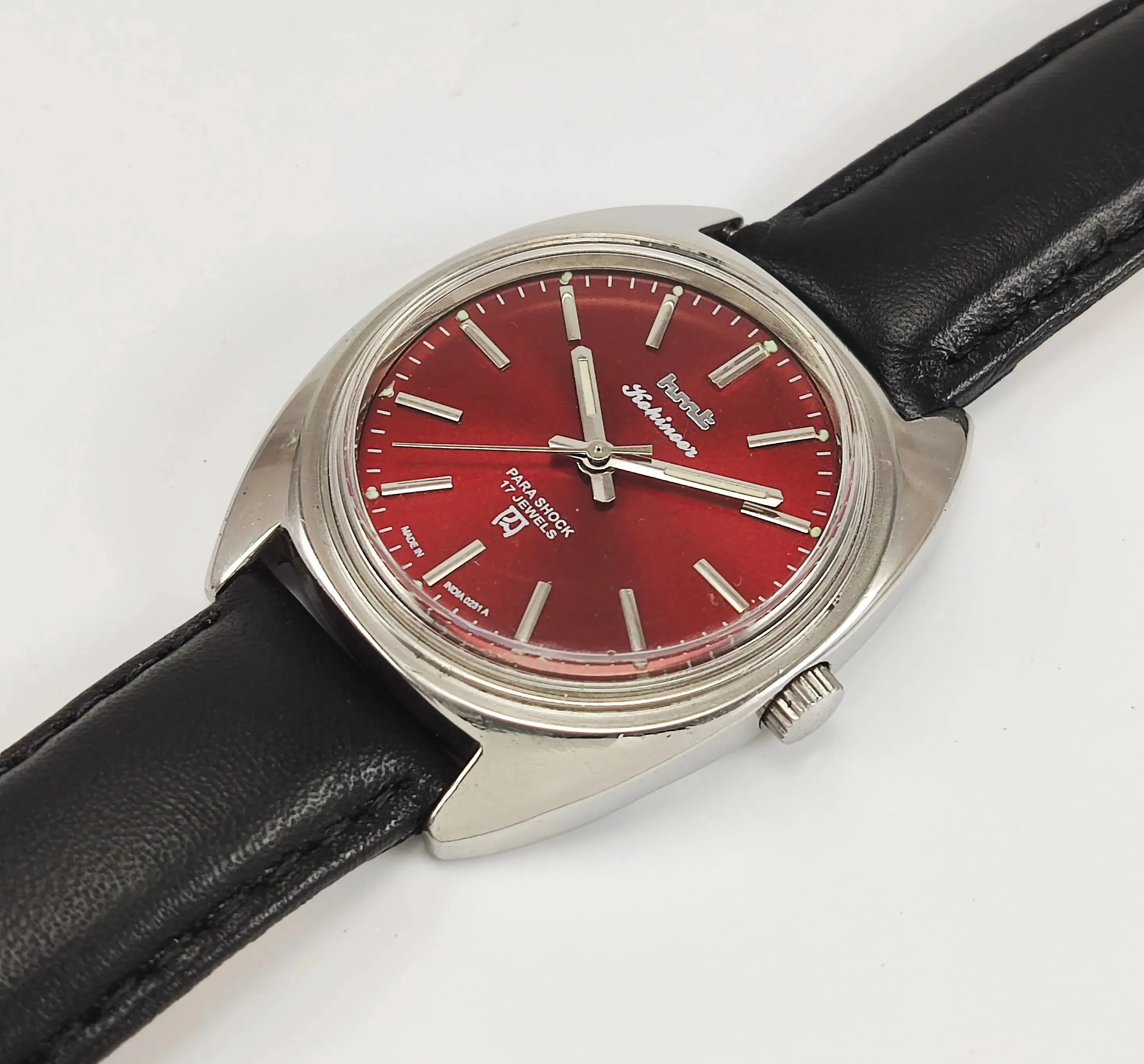 HMT Kohinoor Para Shock 17 Jewels Maroon Red Dial Mechanical Hand winding Men's Wrist Watch