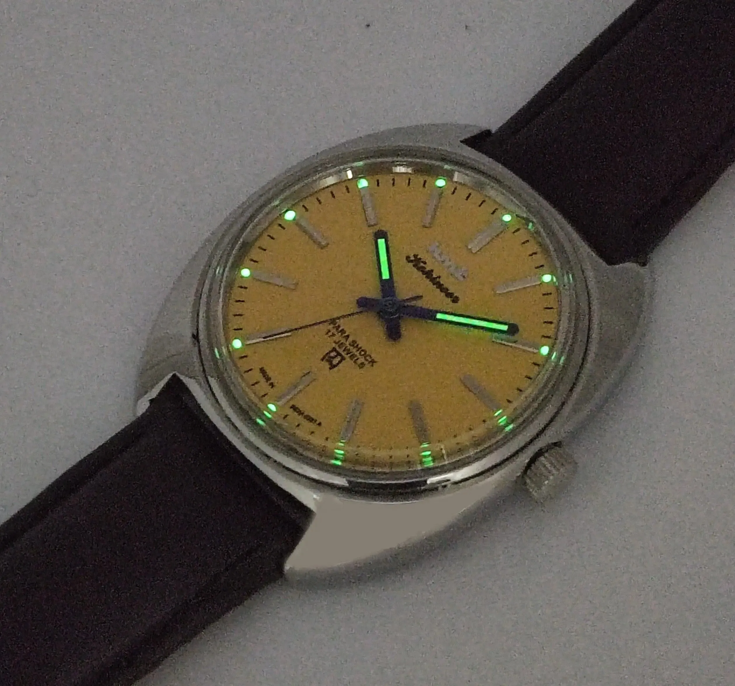 HMT Kohinoor Para Shock 17 Jewels Yellow Dial Transparent Back Mechanical Hand winding Men's Wrist Watch