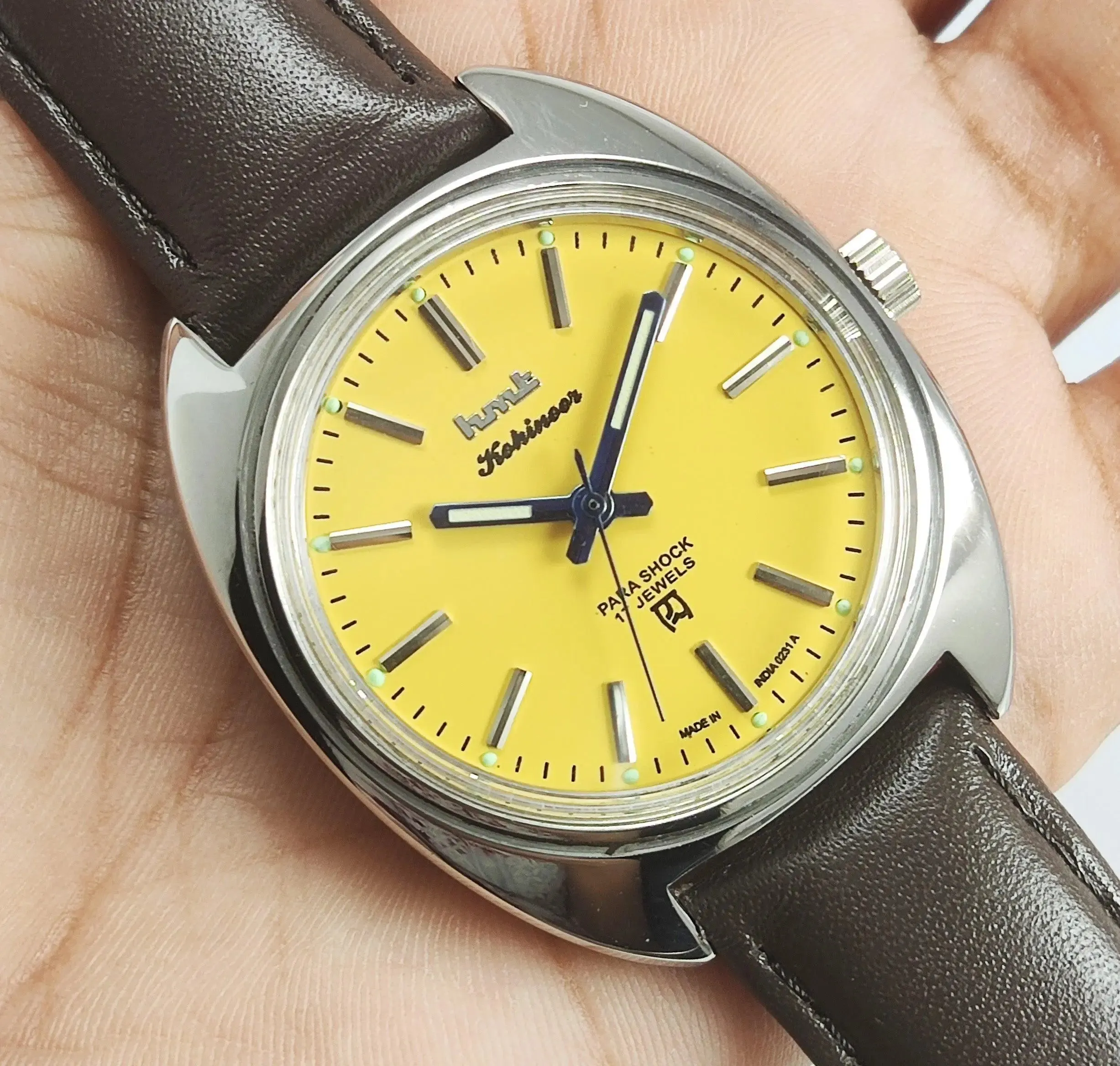 HMT Kohinoor Para Shock 17 Jewels Yellow Dial Transparent Back Mechanical Hand winding Men's Wrist Watch