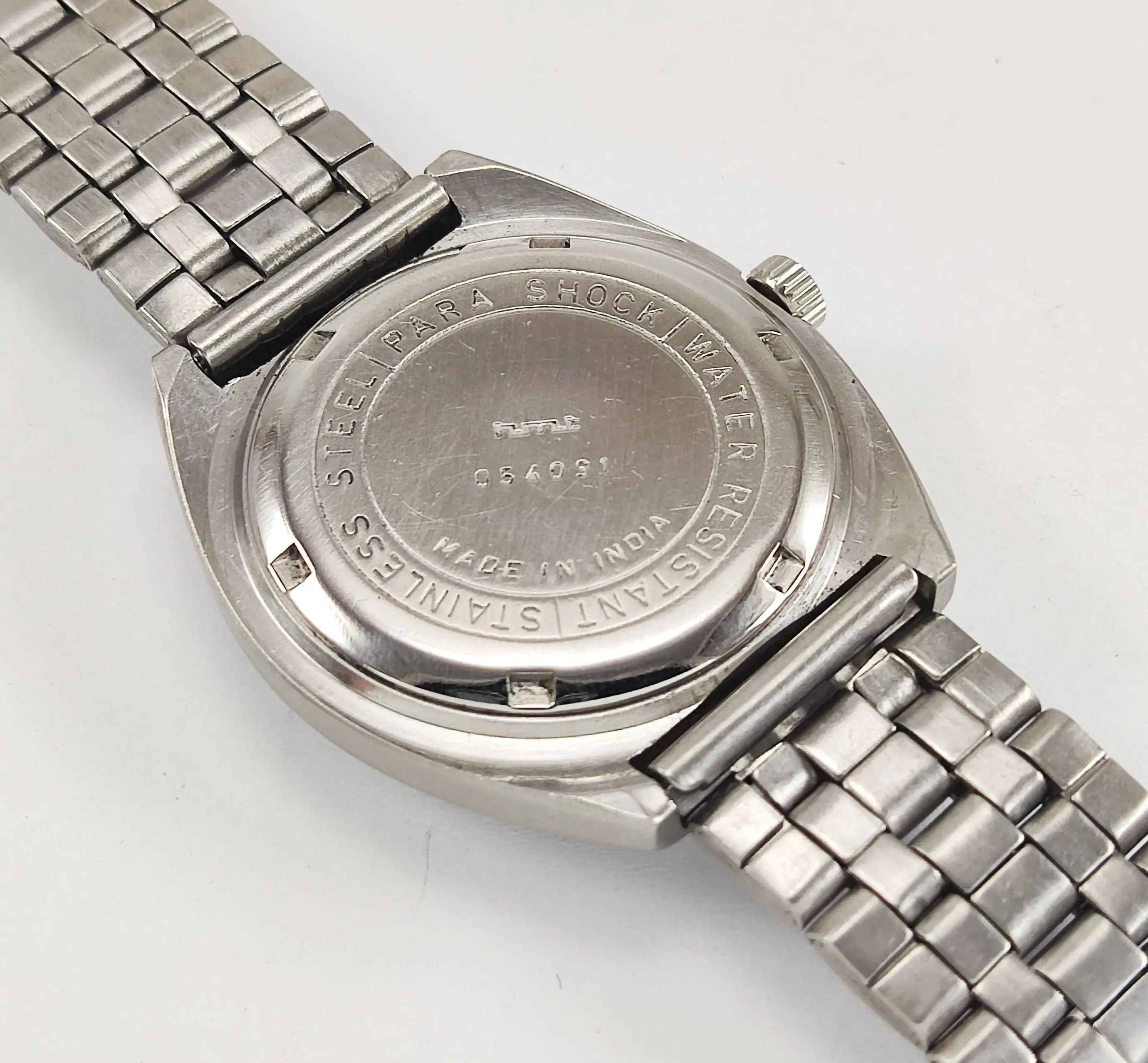 HMT Para Shock 17 Jewels Purple Dial Mechanical Hand winding Men's Wrist Watch