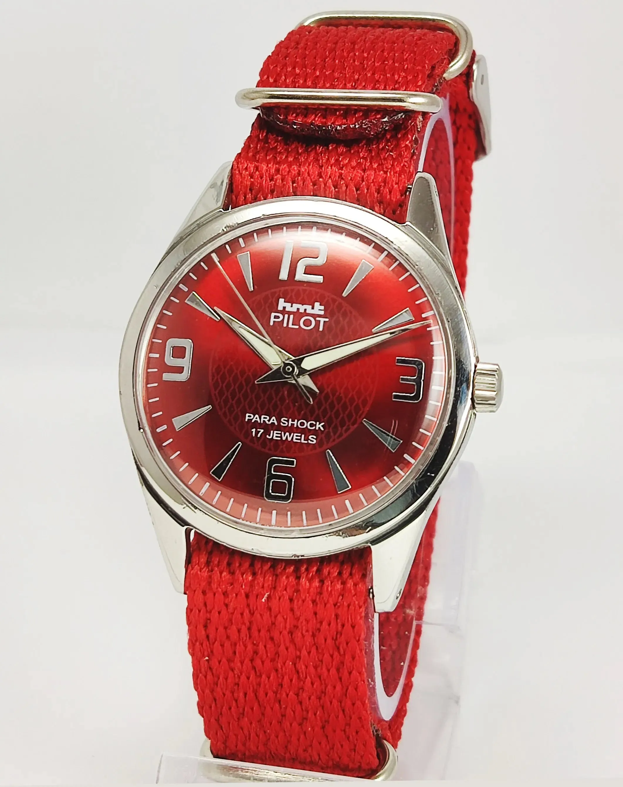 HMT Pilot Para Shock 17 Jewels Maroon Red Dial Mechanical Hand winding Men's Wrist Watch