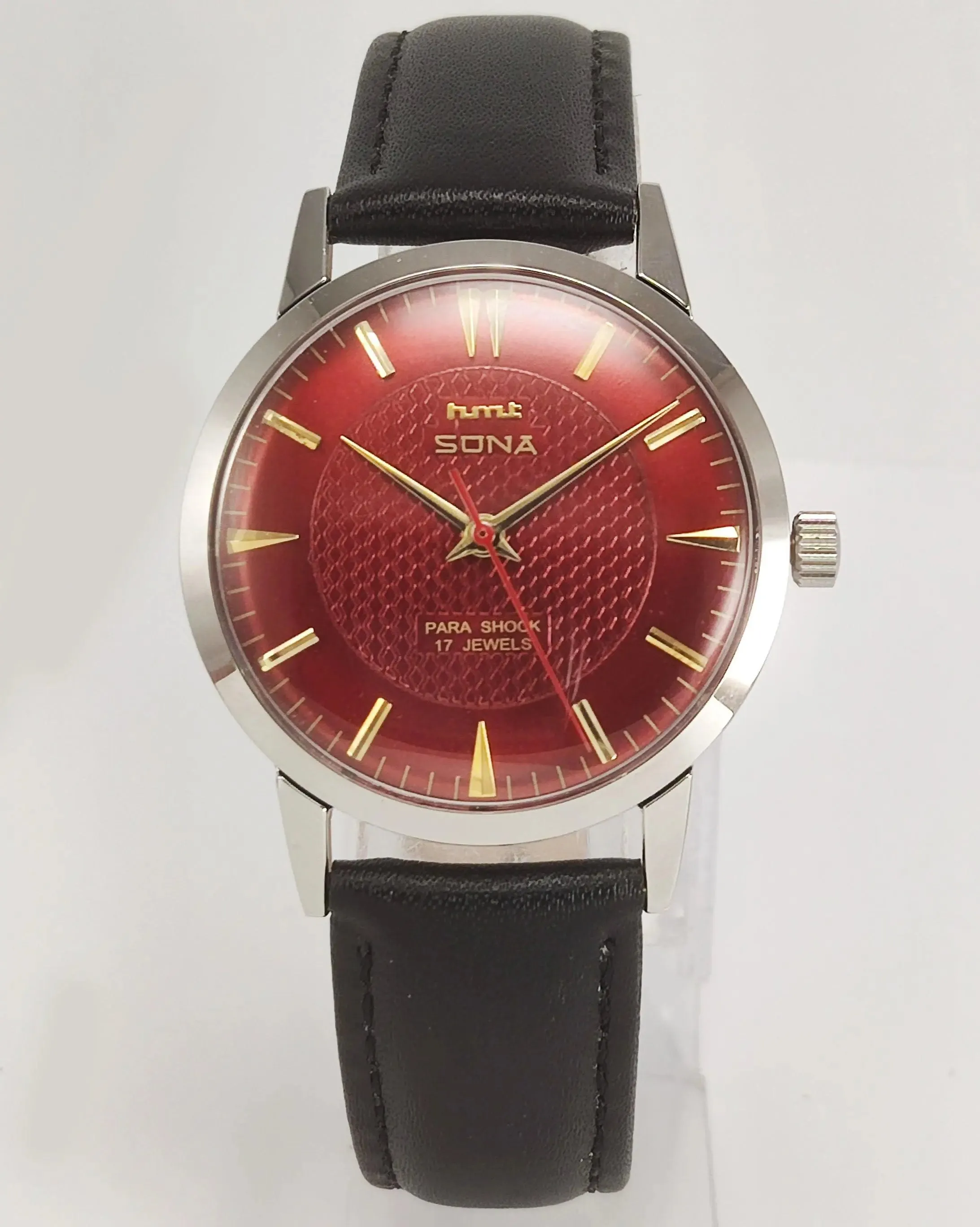 HMT Sona Para Shock 17 Jewels Maroon Red Dial Mechanical Hand winding Men's Wrist Watch