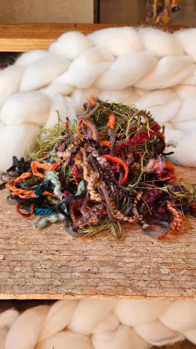 JOAN OF ARC Novelty Thread Fiber Texture Blend - 2 ounces