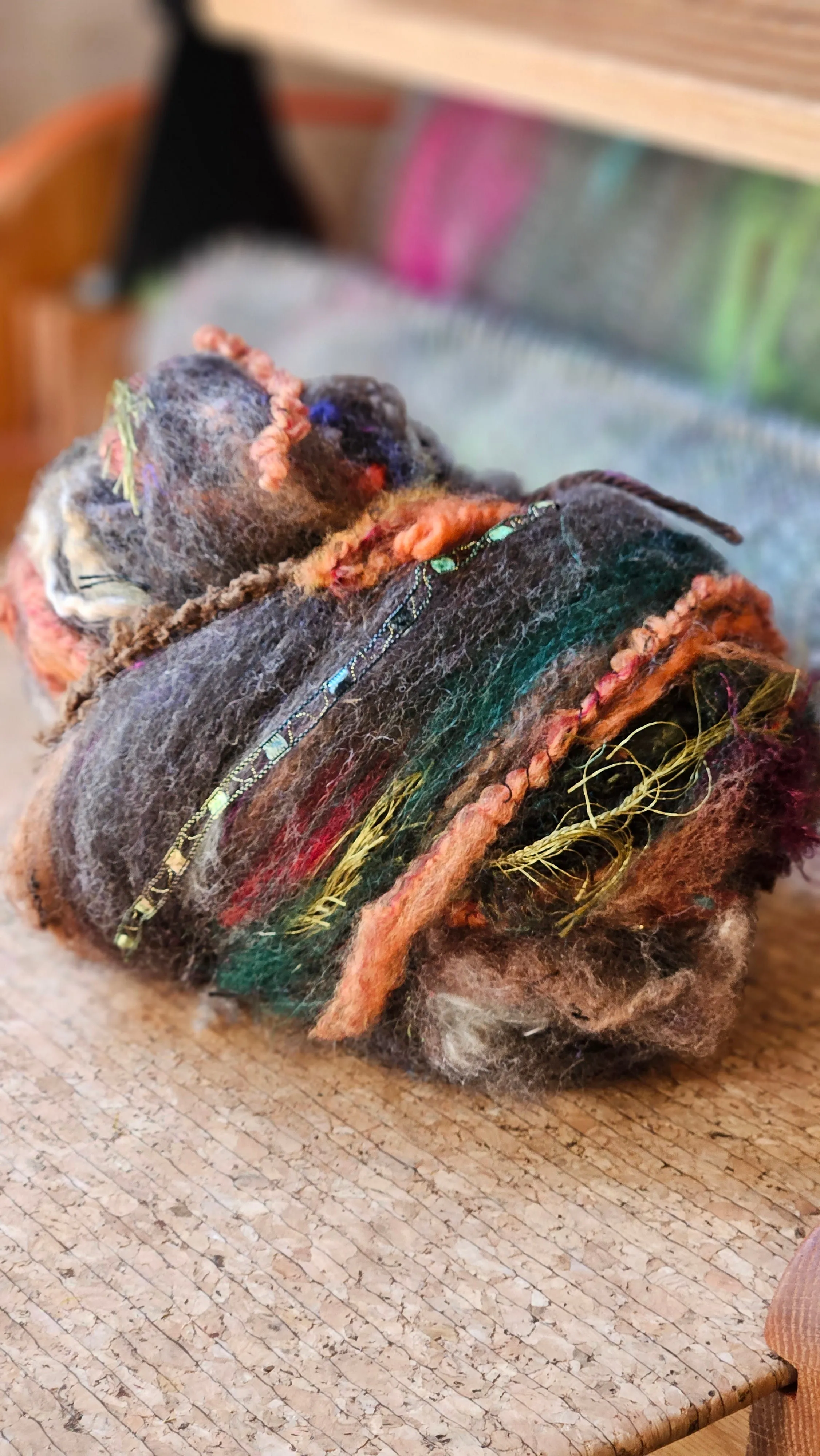 JOAN OF ARC Novelty Thread Fiber Texture Blend - 2 ounces