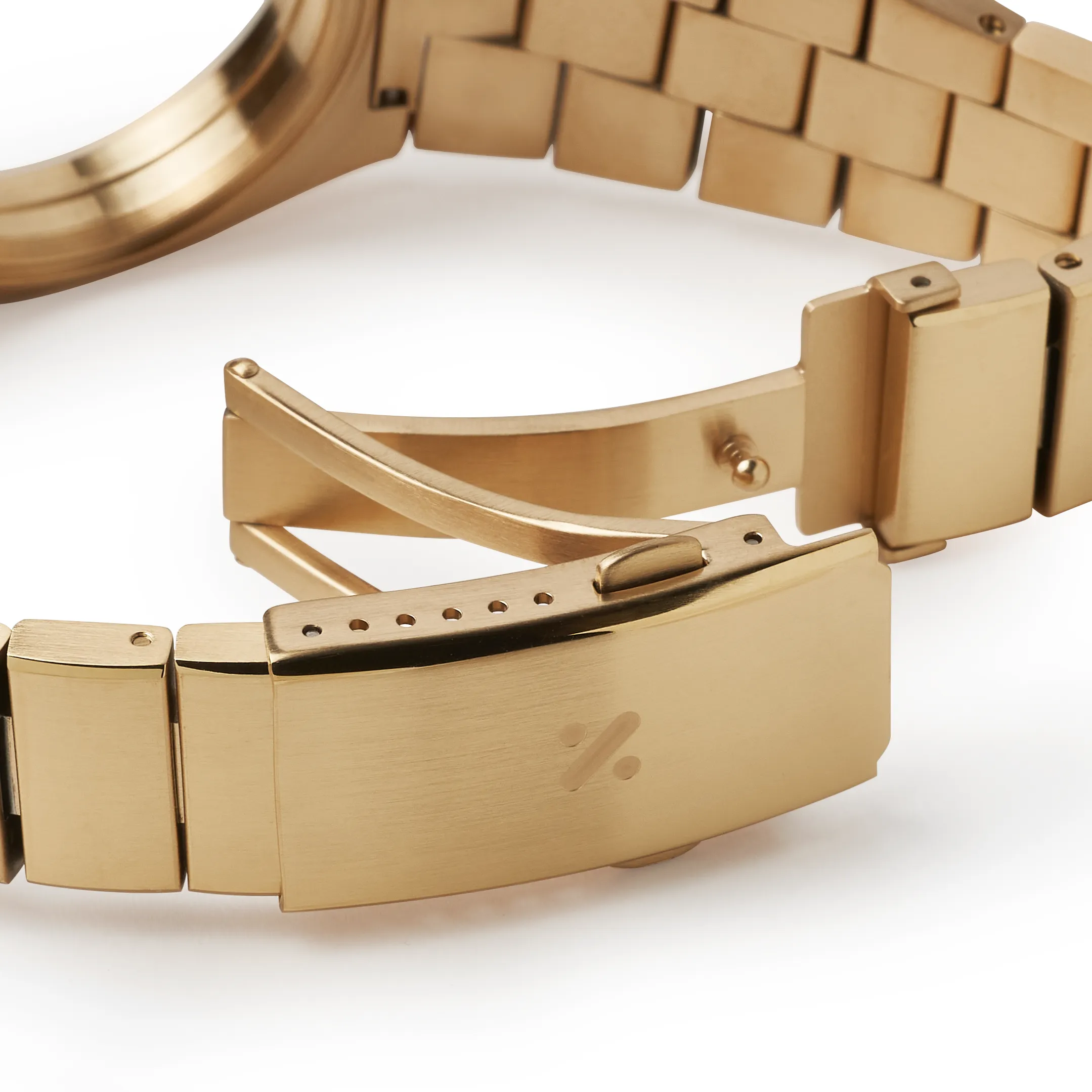NMK954 SKX007/SPRD TV Case Bundle: Gold Finish