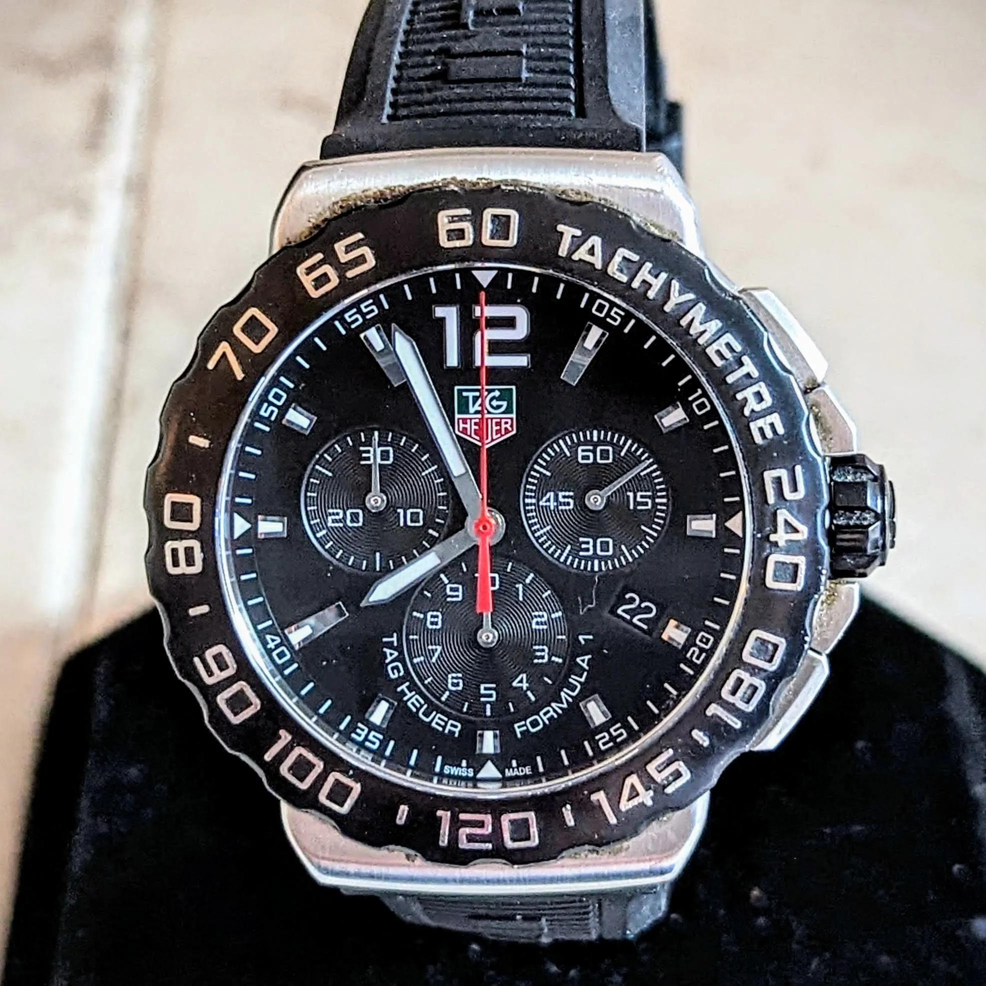 TAG HEUER Formula 1 Chronograph Watch Swiss Quartz Wristwatch
