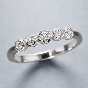 Twinkling Bezel Band