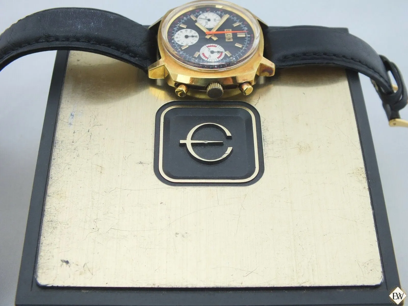 Vintage Elgin 60's Chronograph Valjoux 7736 Watch Panda Cal 330 (73643 814) Box