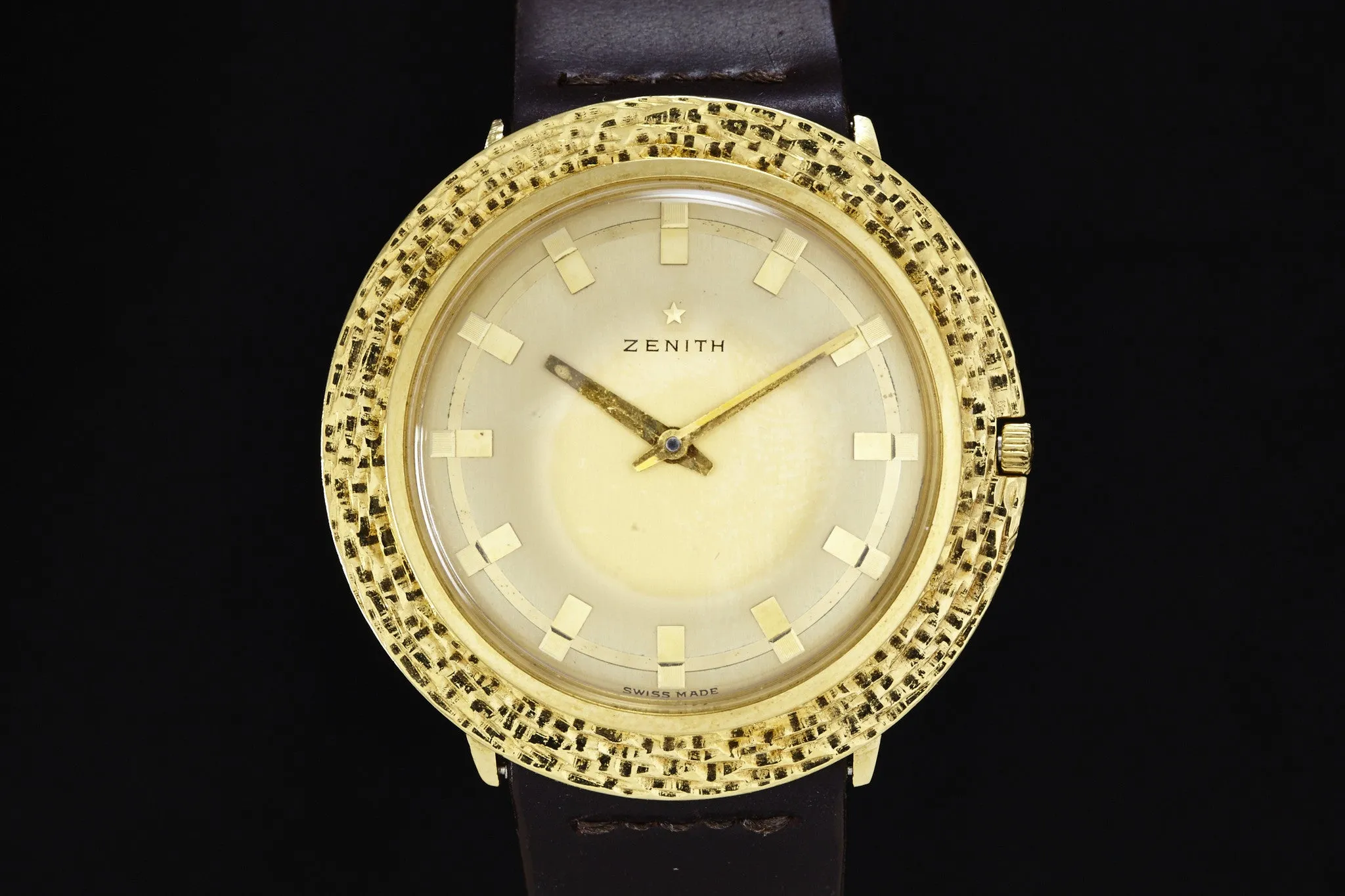 Zenith Gold Ultra Thin Dress Watch Fancy Bezel